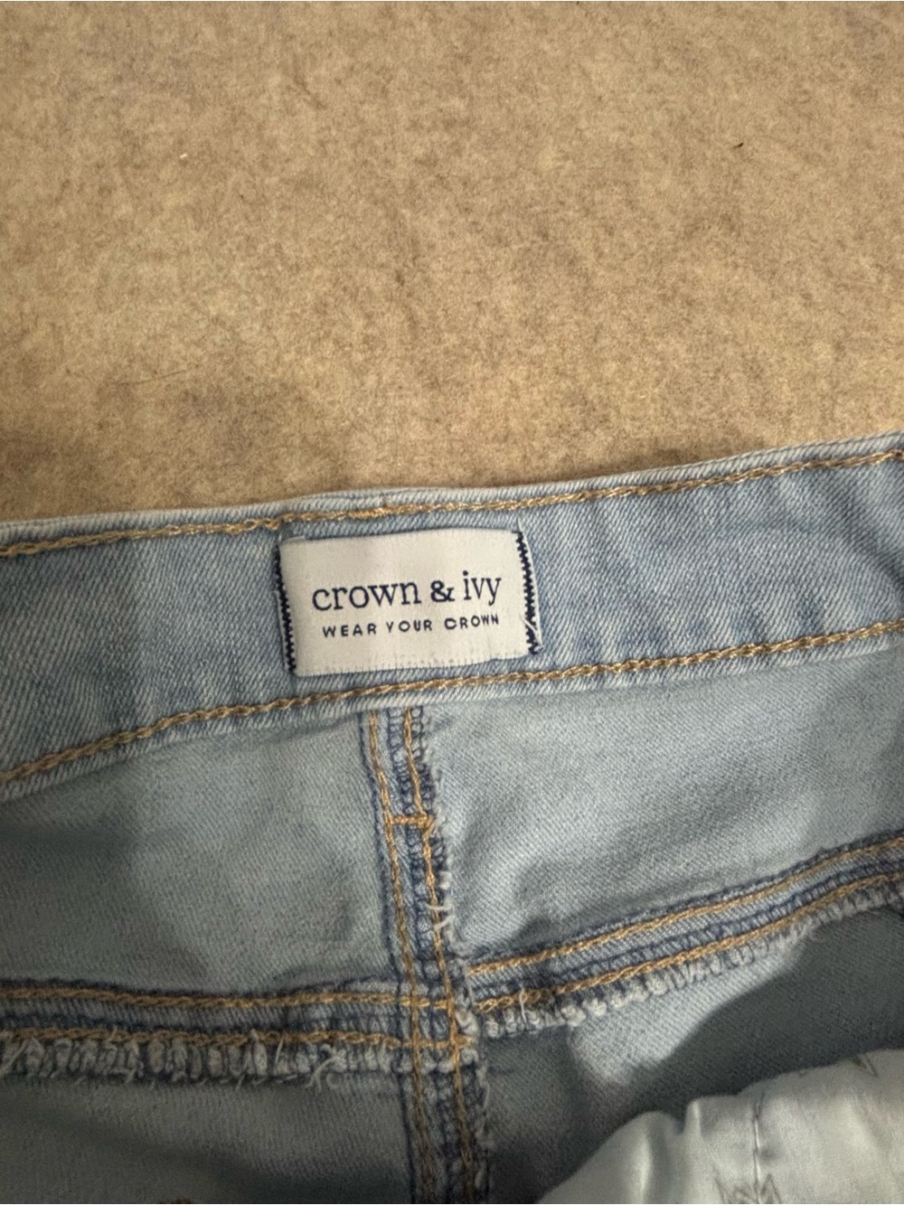 crown & ivy Light Blue Straight-Leg Jeans with Frayed Hem - Picture 3 of 6